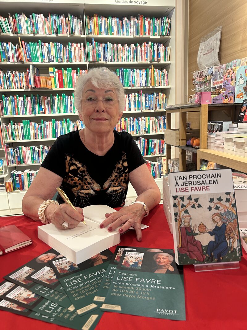 Lise Favre en séance de dédicaces à la librairie Payot Morges, autour de « L'an prochain à Jérusalem ».